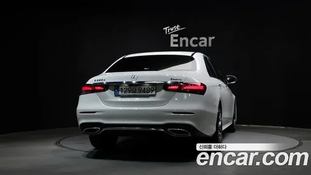 Mercedes-Benz E-Class 2020 — Фото 4/20