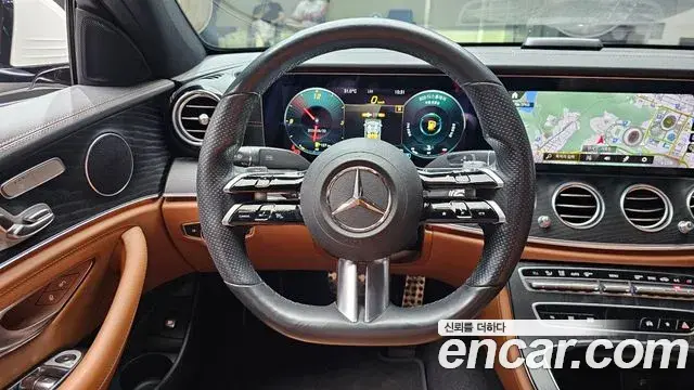 Mercedes-Benz E-Class 2020 — Фото 13/20