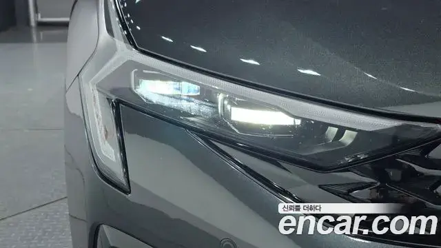 Kia K5 2024 — ფოტო 32/33