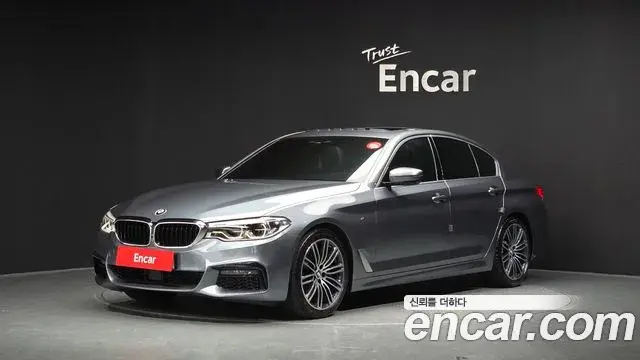 BMW 5 Series 2019 — Фото 1/20