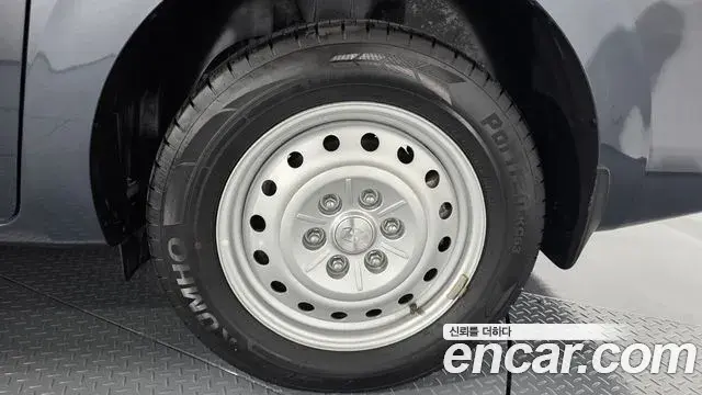 Hyundai Staria 2025 — Фото 20/20