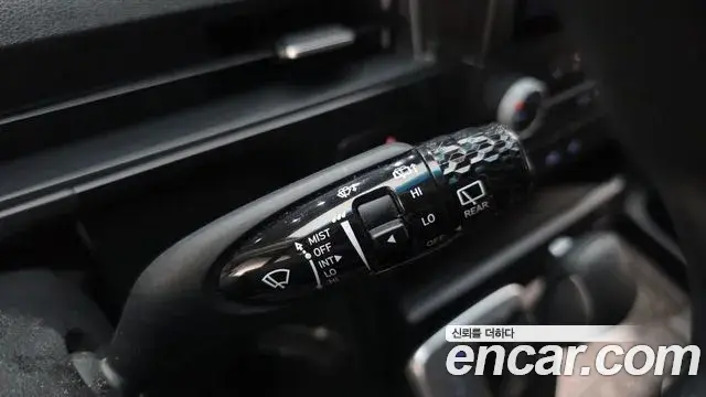 Hyundai Staria 2025 — Şəkil 11/30
