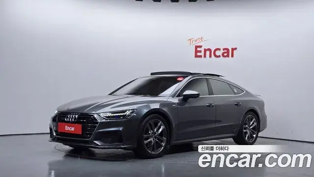 Audi A7 2020 — Фото 1/20