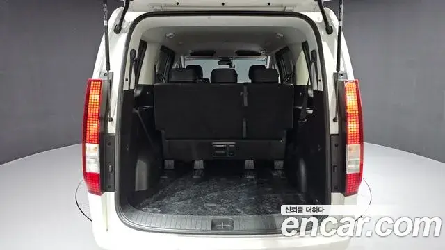 Hyundai Staria 2023 — Фото 20/20