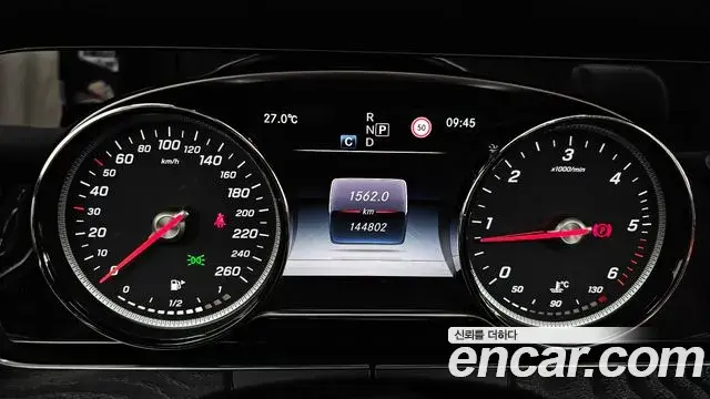 Mercedes-Benz E-Class 2018 — Фото 8/20
