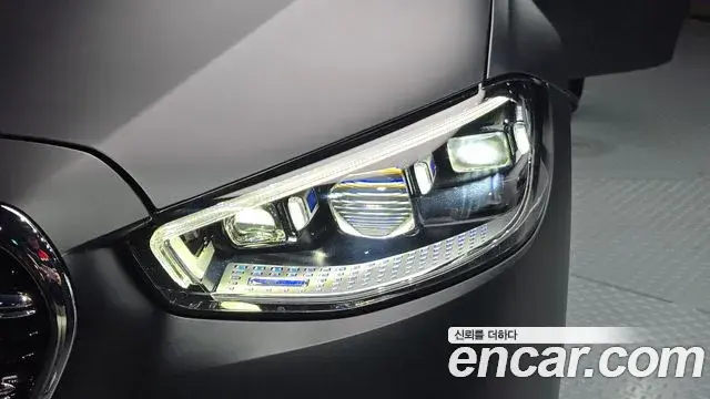 Mercedes-Benz S-Class 2026 — Photo 20/37