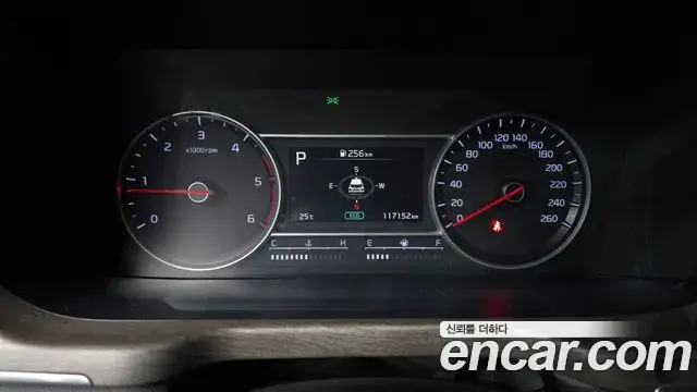 Kia Sorento 2021 — Фото 8/20