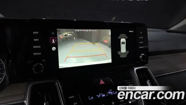 Kia Sorento 2021 — Фото 15/20