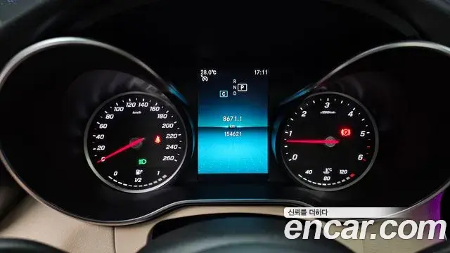 Mercedes-Benz C-Class 2019 — Фото 8/20