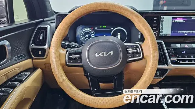 Kia Sorento 2023 — Фото 14/20