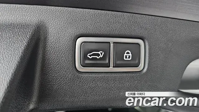 Kia Sorento 2023 — Фото 17/20