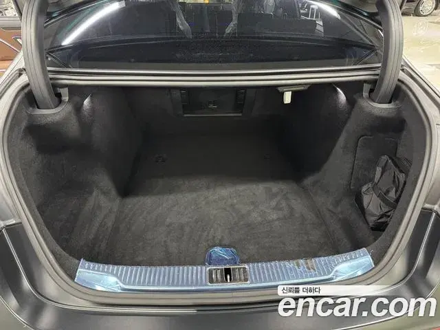Mercedes-Benz S-Class 2022 — Фото 14/18