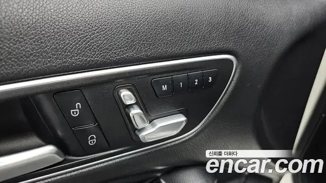 Mercedes-Benz GLA-Class 2019 — Photo 6/31