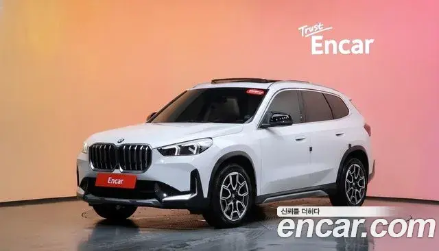 BMW X1 2024 — Фото 1/20