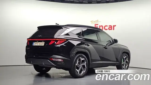 Hyundai The New Tucson 2022 — Фото 2/20