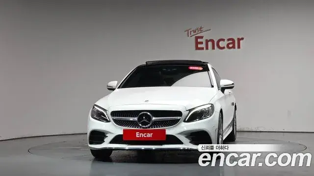 Mercedes-Benz C-Class 2023 — Фото 3/20