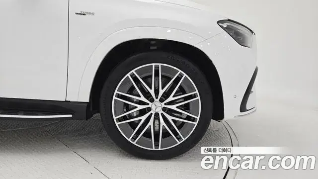 Mercedes-Benz GLE-Class 2025 — Фото 4/18