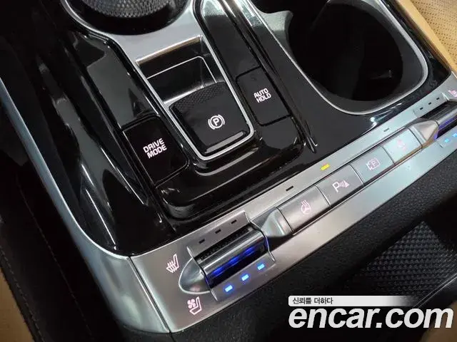 Kia Carnival 2021 — Şəkil 12/20