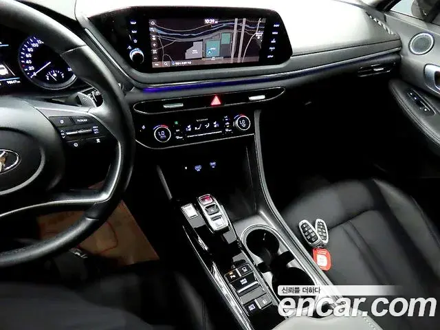 Hyundai Sonata 2021 — Фото 13/20