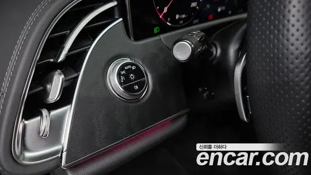 Mercedes-Benz E-Class 2026 — Photo 20/20