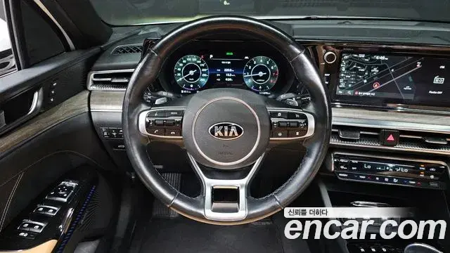 Kia K5 2020 — Фото 13/20