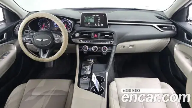 Genesis G70 2019 — Photo 6/20