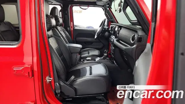 Jeep Wrangler 2021 — Фото 11/20