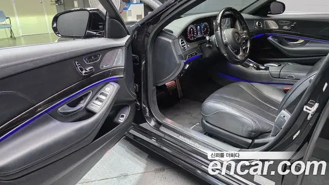 Mercedes-Benz S-Class 2018 — Фото 10/20