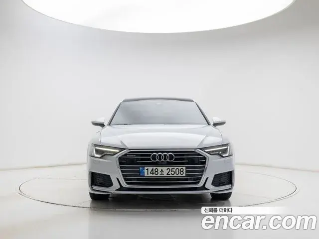 Audi A6 2021 — Фото 2/20