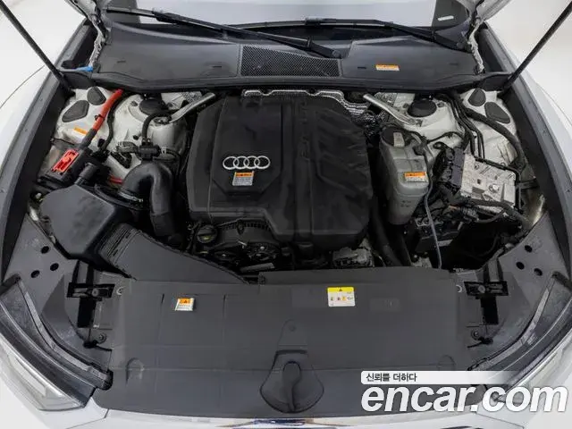 Audi A6 2021 — Фото 5/20