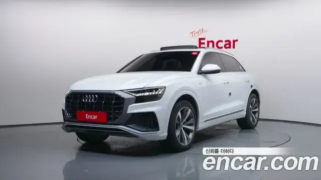 Audi Q7 2021 — Фото 1/20