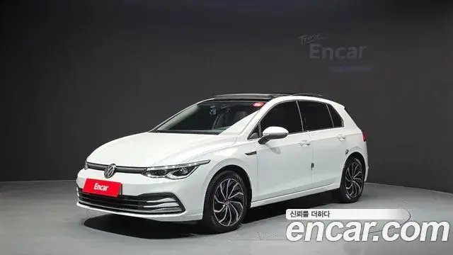 Volkswagen Golf 2022 — Photo 3/32