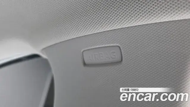 Volkswagen Golf 2022 — Photo 28/32