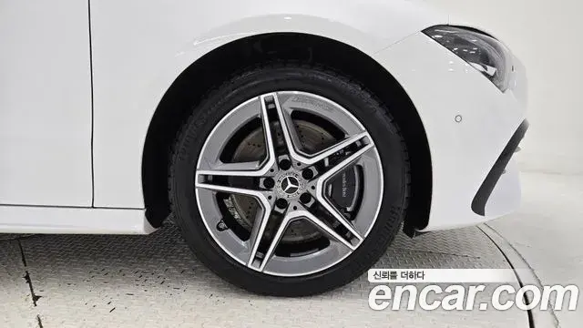 Mercedes-Benz CLA-Class 2026 — Фото 4/18