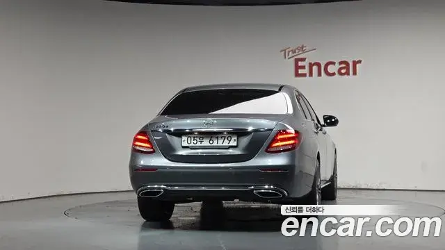Mercedes-Benz E-Class 2019 — Фото 4/20