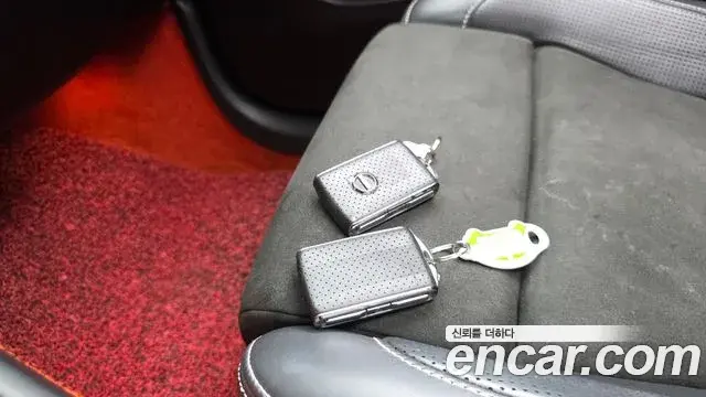 Volvo XC40 2018 — Şəkil 11/41