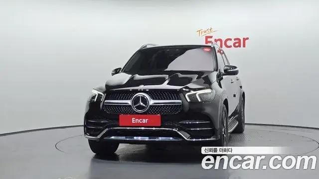 Mercedes-Benz GLE-Class 2019 — Фото 3/20