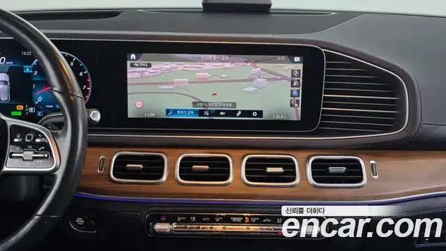 Mercedes-Benz GLE-Class 2019 — Фото 13/20