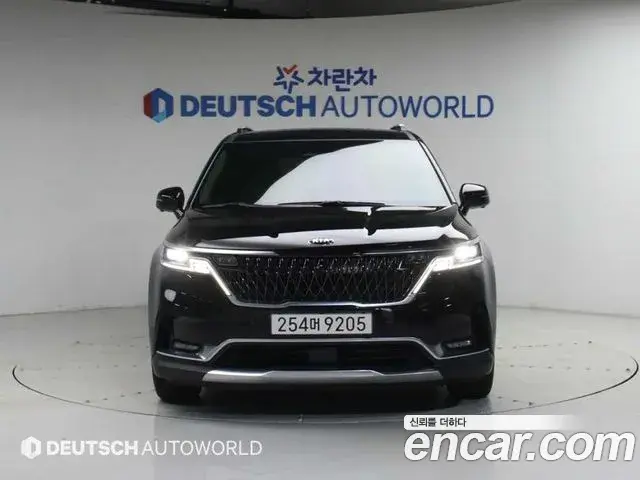 Kia Carnival 2021 — Фото 2/20