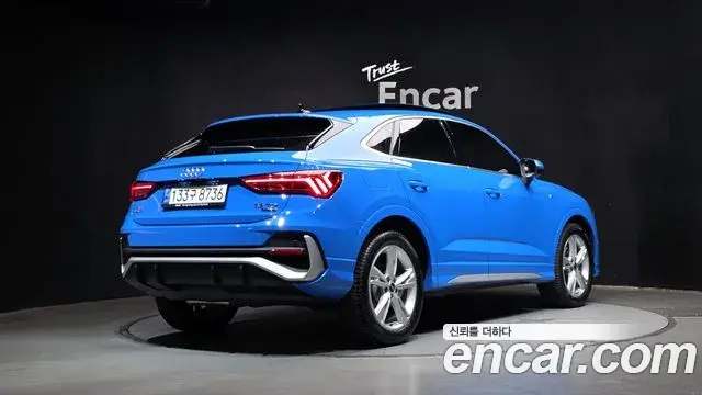 Audi Q3 2022 — Фото 2/20