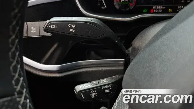 Audi Q3 2022 — Фото 18/20
