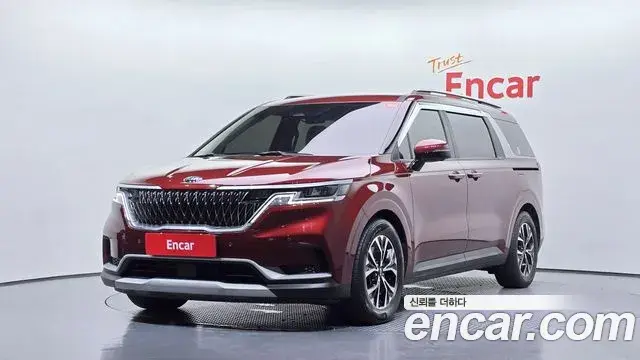Kia Carnival 2020 — Фото 1/20