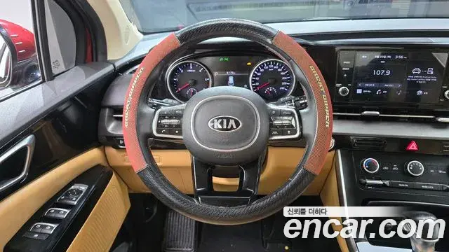 Kia Carnival 2020 — Фото 13/20