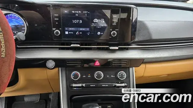 Kia Carnival 2020 — Фото 14/20