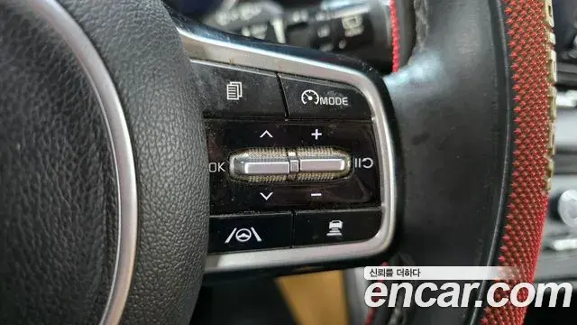 Kia Carnival 2020 — Фото 19/20