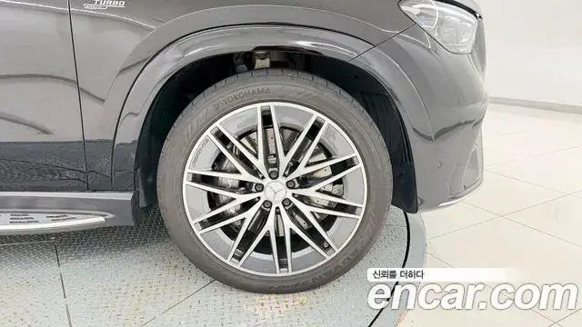 Mercedes-Benz GLE-Class 2025 — Фото 7/20
