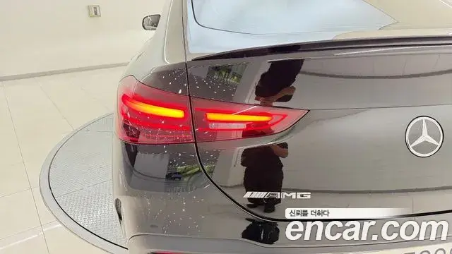 Mercedes-Benz GLE-Class 2025 — Фото 9/20