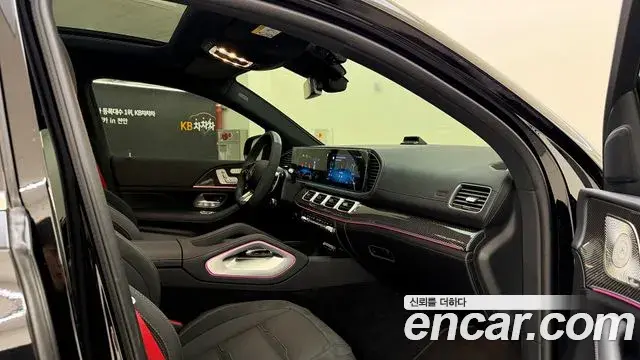 Mercedes-Benz GLE-Class 2025 — Фото 15/20