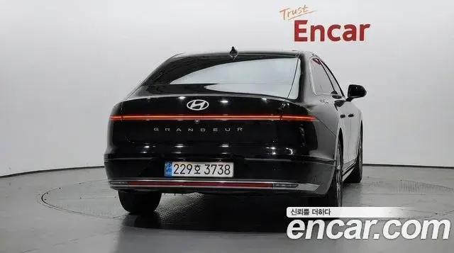 Hyundai Grandeur 2024 — Фото 4/20