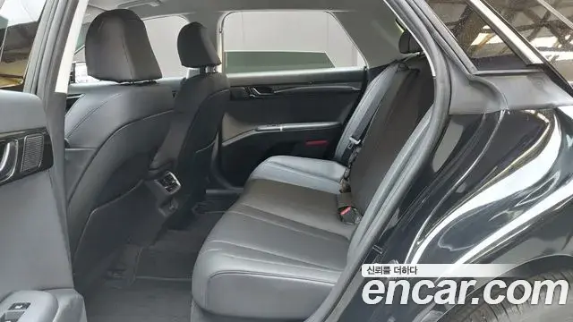 Hyundai Grandeur 2024 — Фото 12/20